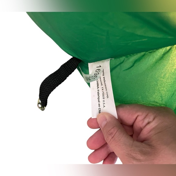 8FT Christmas Inflatable Santa Clause Fishing on a Boat - Picture 5 of 14